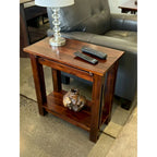 Table inclinable architecturale en bois d'acacia avec étagère